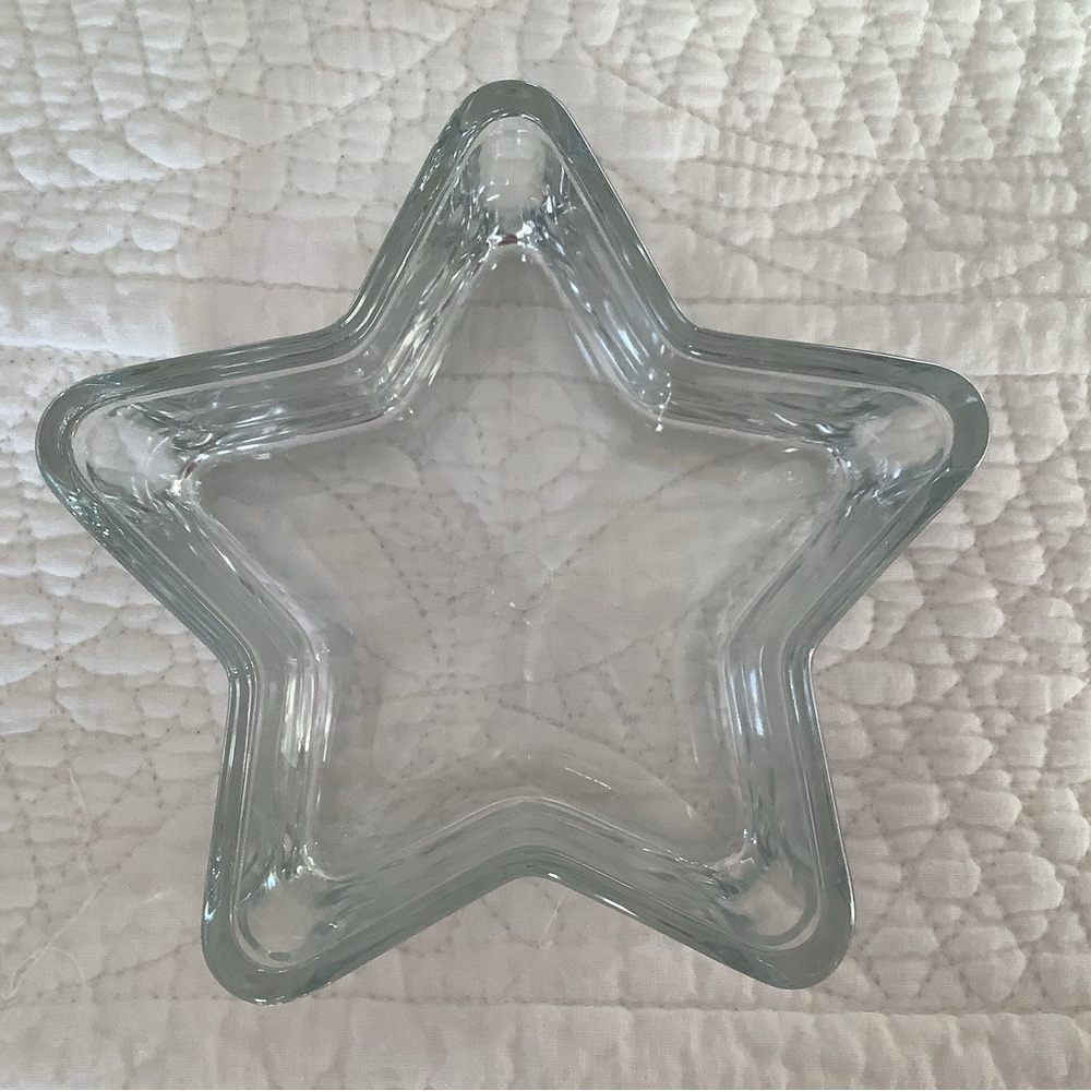 Star-Shaped Glass Bowl
